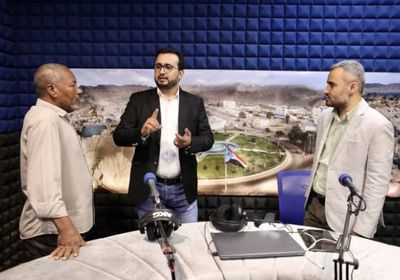 خلال زيارة تفقدية.. الشيخ يستقبل العولقي بقناة عدن المستقلة