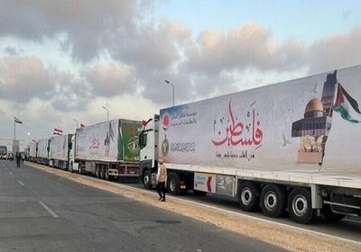 شيخ الأزهر يوجه بتسيير قافلة إغاثية إلى غزة من 18 شاحنة
