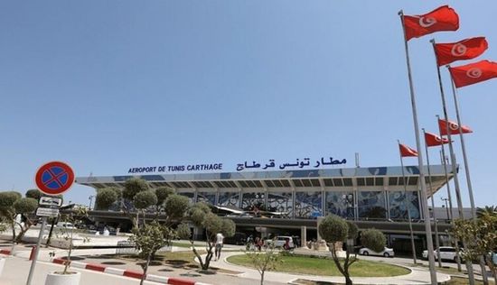 حقيقة احتجاز مواطنين مغارية في مطار قرطاج