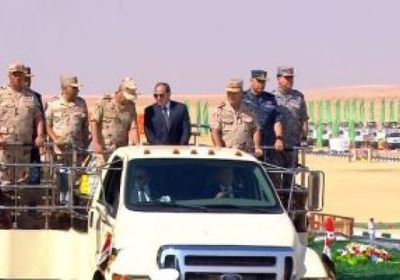 الرئيس السيسي: مصر تلعب دورا إيجابيا في تهدئة الأزمة بغزة