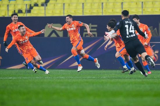 ثنائية في الشوط الثاني تمنح شاندونغ الفوز في دوري أبطال آسيا