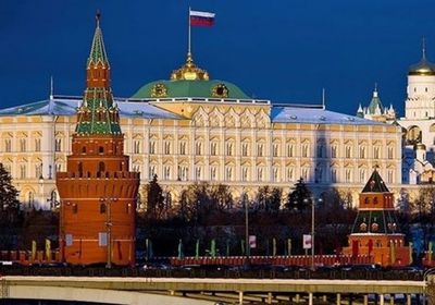 الكرملين يدافع عن قرار دعوة وفد من حماس إلى موسكو