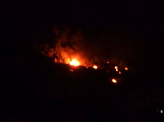 طائرات إسرائيلية تقصف أطراف مزرعة &lrm;المجيدية بلبنان