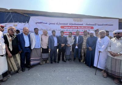 حضرموت تدعم ضحايا الإعصار في حصوين بقافلة إغاثة