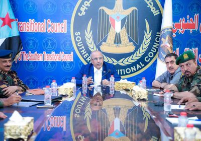 الانتقالي يطمئن على سير الحملة الأمنية في عدن