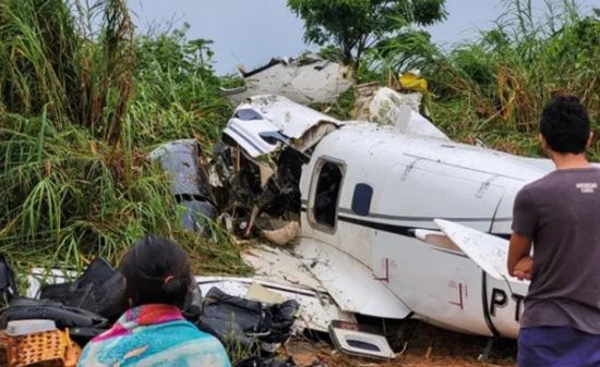 بينهم رضيع.. مصرع 12 شخصا إثر تحطم طائرة بالبرازيل