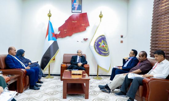 تعاون "إغاثية الانتقالي" و"وحدة المخيمات" لحصر أعداد النازحين