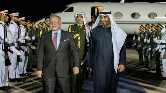 ملك الأردن يصل إلى الإمارات.. والشيخ محمد بن زايد في مقدمة مستقبليه