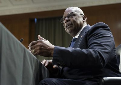 أوستن يحث إسرائيل على سلامة المدنيين بغزة