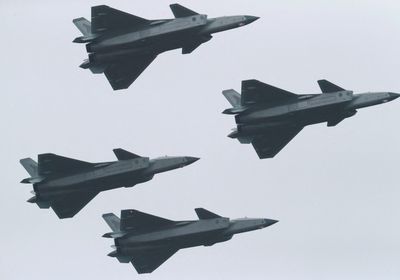 تايوان ترصد 43 طائرة عسكرية صينية في محيط الجزيرة