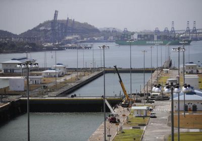 قناة بنما تخفض عدد السفن المارة بسبب الجفاف