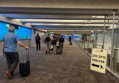 إسرائيل تنصح مواطنيها بإعادة النظر في السفر للخارج