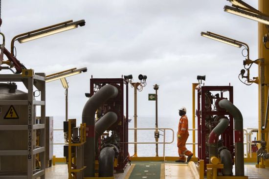 نيجيريا وأنجولا تزيدان من إنتاج النفط خلال أكتوبر الماضي