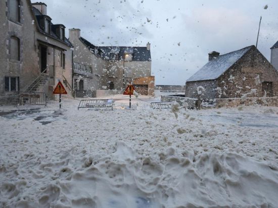 ارتفاع ضحايا العاصفة سياران إلى 16 قتيلًا بأوروبا