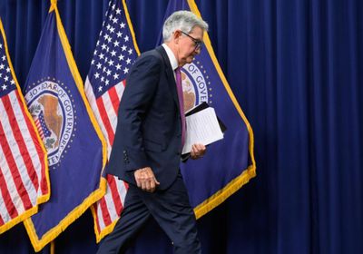 مسؤول سابق في الفيدرالي يحذر من خطورة عدم رفع أسعار الفائدة