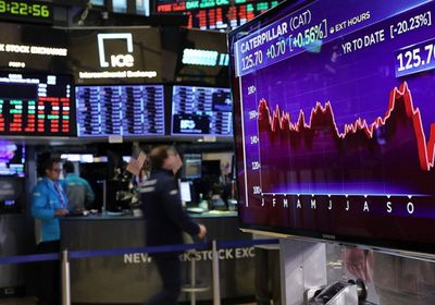 محللون: سوق الأسهم الأمريكية على وشك التحول إلى اتجاه صعودي