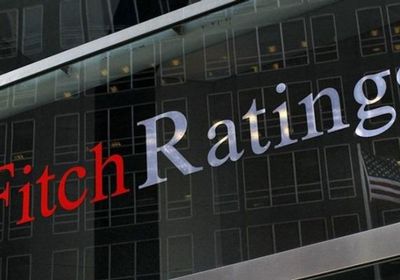 "فيتش" تخفيض التصنيف الائتماني لمصر إلى "B-"