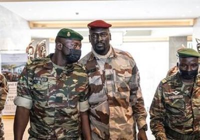 مسلحون يهربون الرئيس السابق للمجلس العسكري الحاكم في غينيا