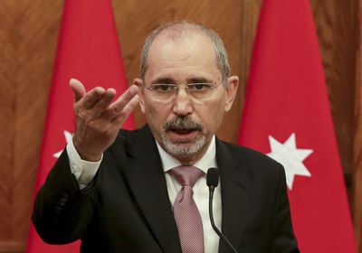 وزير خارجية الأردن: إسرائيل ترتكب جرائم حرب في غزة