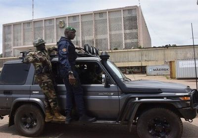 بعد فراره.. رئيس غينيا السابق كامارا يعود طوعا إلى السجن