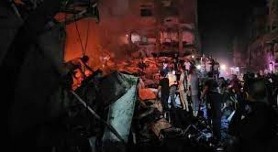 مقتل 51 فلسطينيًا وإصابة العشرات بقصف إسرائيلي