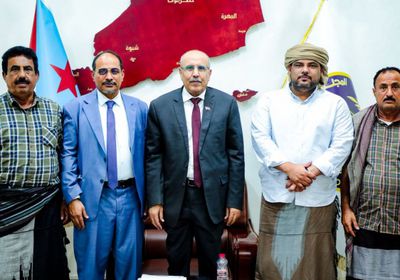 الكثيري يطمئن على الأوضاع العسكرية والأمنية في حضرموت