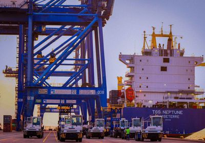 ميناء جدة يسجل أعلى مناولة شهرية في تاريخه