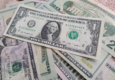 سعر الدولار في عدن وحضرموت اليوم الاثنين 6 - 11 - 2023