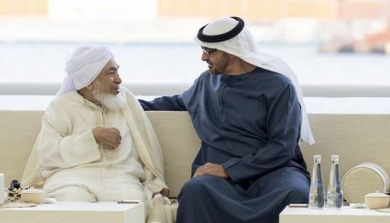 محمد بن زايد يستقبل المشاركين بالقمة العالمية لقادة الأديان في قصر البحر