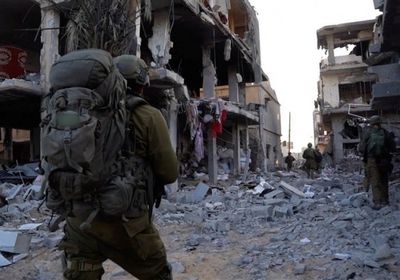 وزير الدفاع الإسرائيلي: قواتنا في قلب مدينة غزة