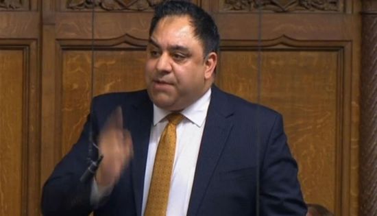استقالة نائب بريطاني من منصبه بسبب الحرب في غزة
