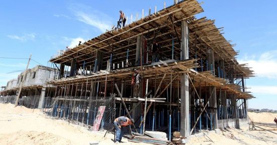 تقارير: إسرائيل تسعى لاستبدال عمال البناء الفلسطينيين بـ"هنود"