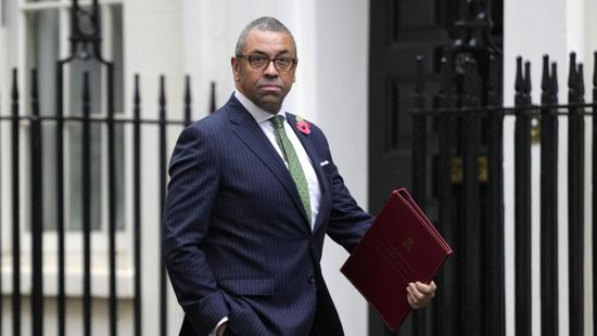 وزير الخارجية البريطاني يلتقي بنظراء من الشرق الأوسط في السعودية