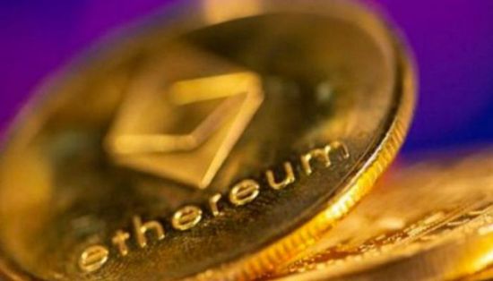 بزيادة 3.8%.. بيتكوين تقترب من مستوى 37 ألف دولار