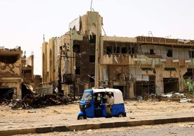 جثث في شوارع أم درمان بالسودان والمعارك تحتدم في دارفور