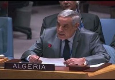 الرئيس الجزائري يقرر إقالة رئيس الحكومة