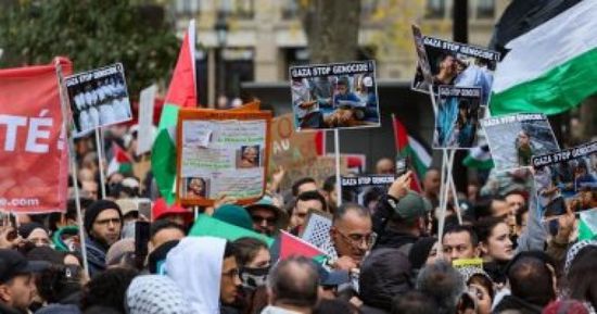 تظاهرة في باريس تطالب بوقف لإطلاق النار في غزة