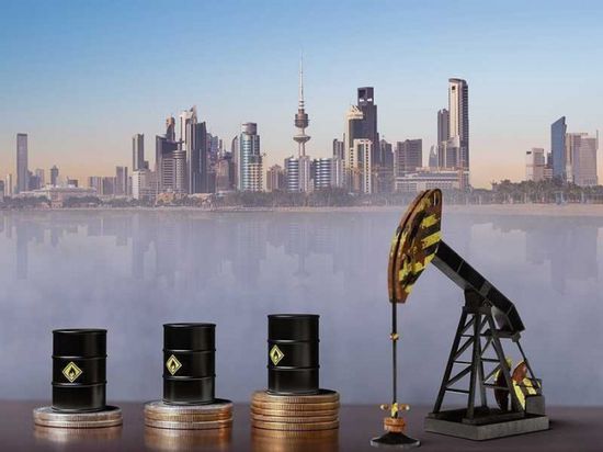 ارتفاع إيرادات الكويت من النفط والغاز  160% خلال سنتين