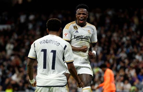 ريال مدريد يكتسح فالنسيا بخماسية