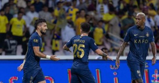 بثلاثية.. النصر يهزم الوحدة في الدوري السعودي
