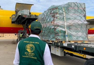 السعودية: وصول الطائرة الرابعة لإغاثة الشعب الفلسطيني في غزة