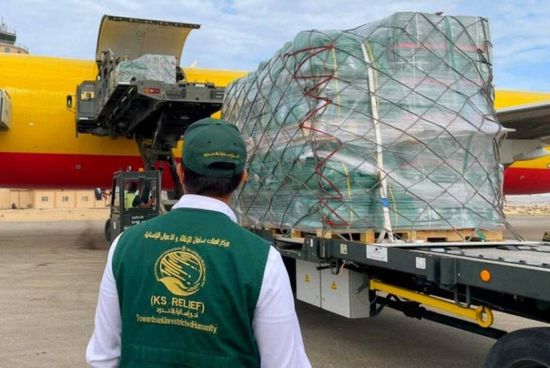 السعودية: وصول الطائرة الرابعة لإغاثة الشعب الفلسطيني في غزة