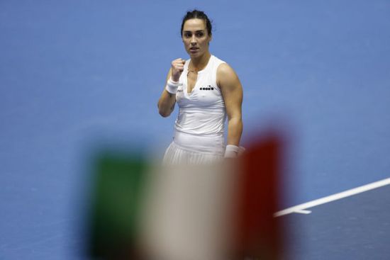 كندا تهزم إيطاليا لتحصد كأس بيلي جين كينج لفرق السيدات للتنس