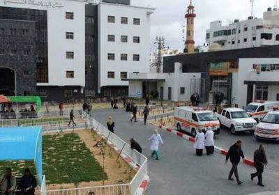 مستشفيان كبيران في غزة يعلقان عملياتهما