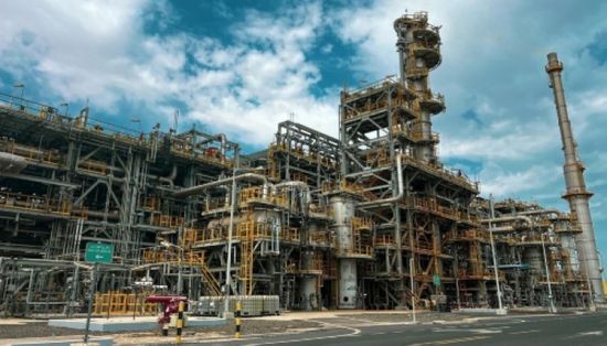 مصفاة الزور تتعرض لانقطاع مفاجئ بإمدادات غاز الوقود