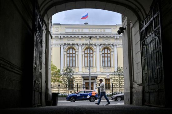 التضخم في روسيا يتجاوز توقعات المحللين رغم رفع الفائدة