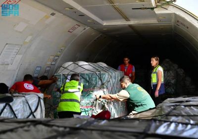 السعودية: وصول الطائرة الإغاثية السادسة لإغاثة الشعب الفلسطيني في غزة