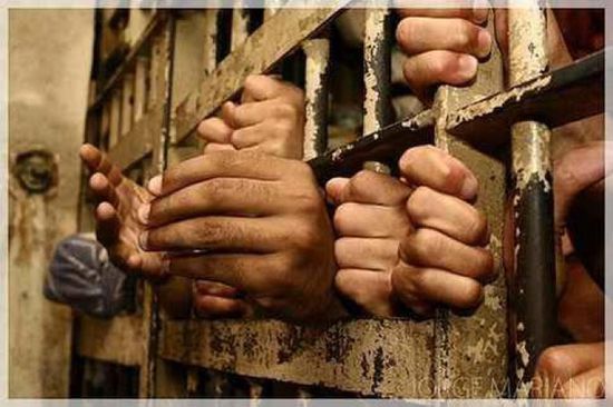 سجون الحوثي.. قتل بطيء في معتقلات الدم والإرهاب