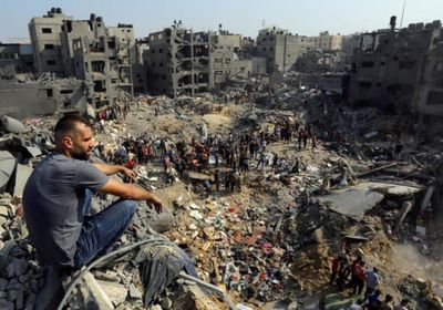 إسرائيل تعاود دخول مجمع الشفاء الطبي في قطاع غزة