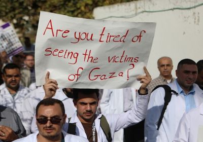 مقتل مدير مستشفى الوفاء إثر قصف إسرائيلي في قطاع غزة